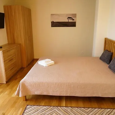 Smelio アパートホテル 3*